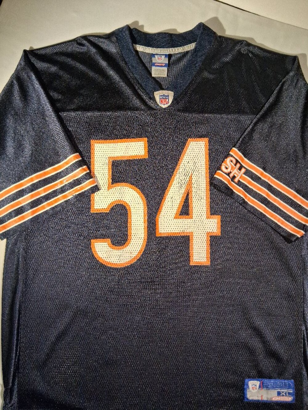 CHICAGO BEARS JERSEY NFL Equipment XL #54 Champs Sports Reebok Iron-On GUC